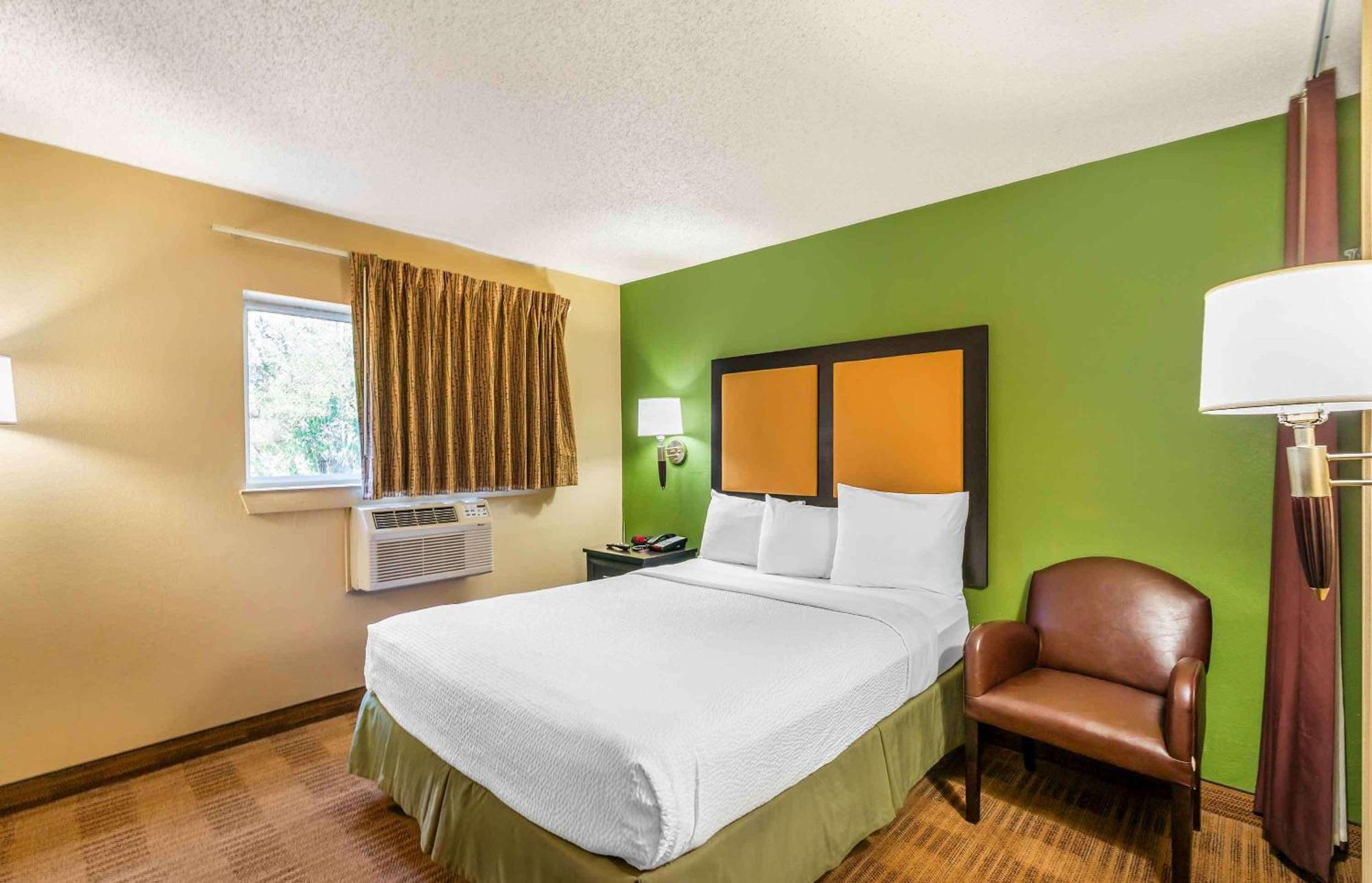 Extended Stay America Select Suites - Chesapeake - Churchland Blvd Exterior foto